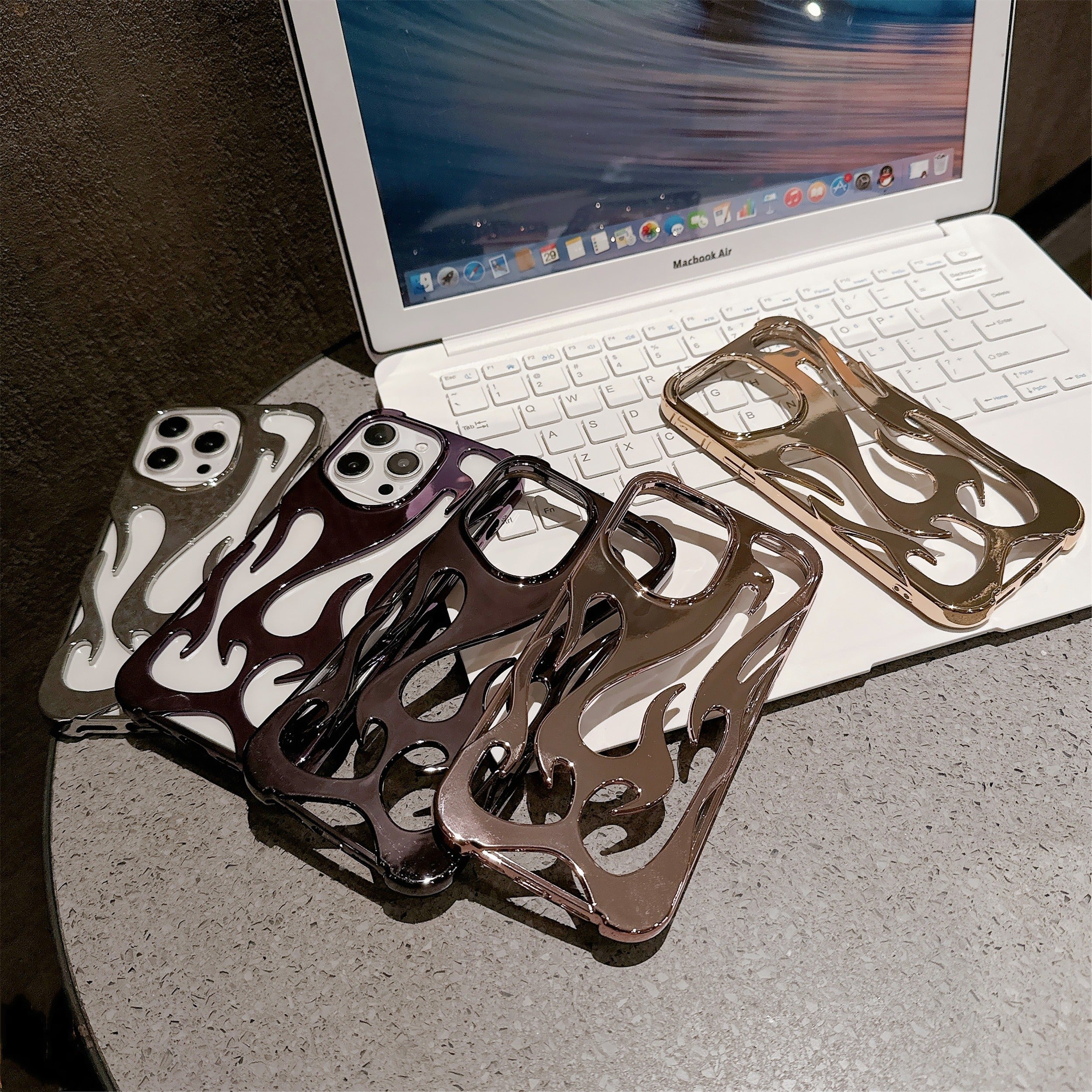 Cutout Cooling Flame Electroplating Bright Surface Suitable for Case for iPhone16/16Pro/16Promax/16plus 15/15Pro/15Promax/14/14Pro/14Promax/13/13Pro/13Promax/12/12Pro/12Promax/11/11Promax Mobile Phone Case